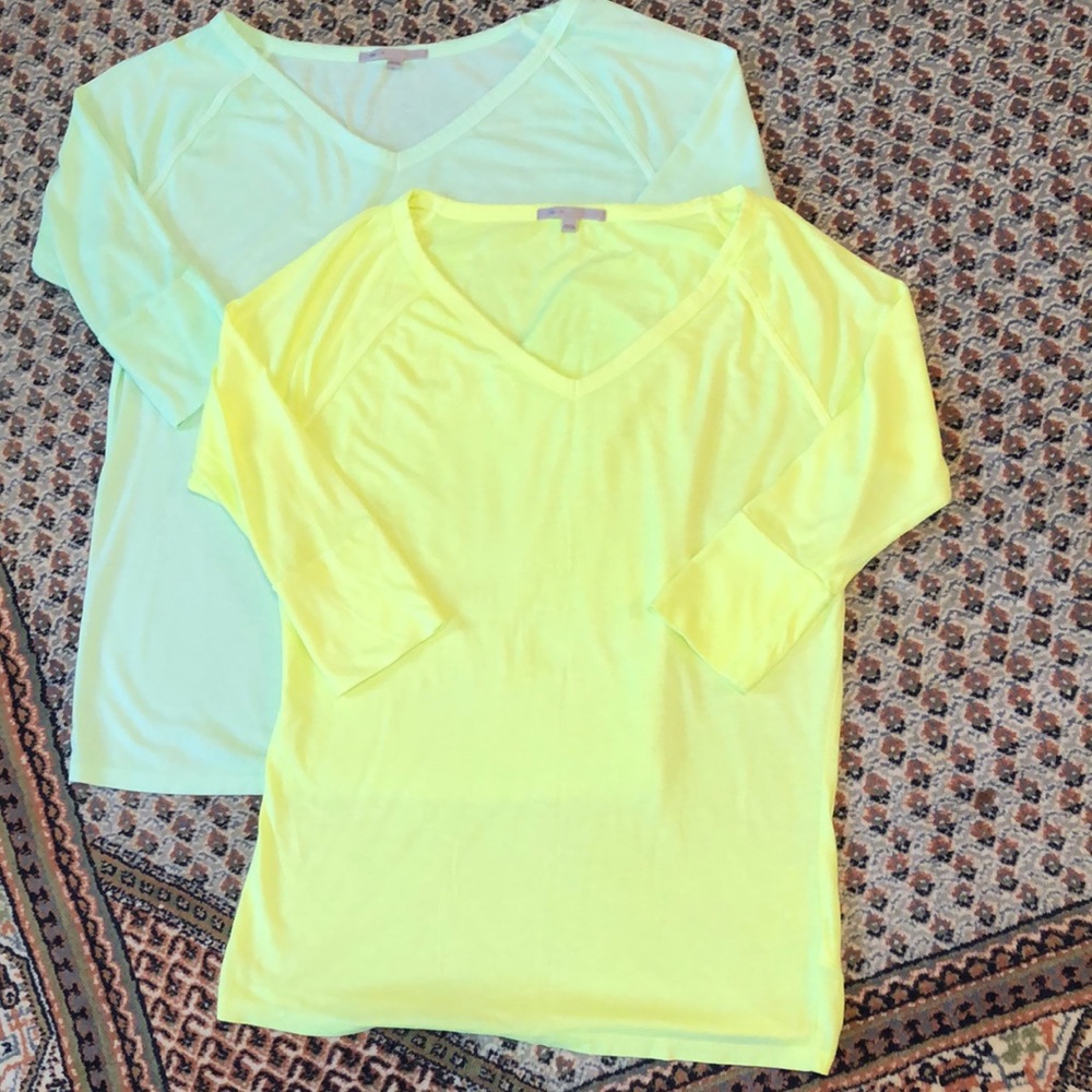 Bundle of 2 Gap 3/4 sleeves Tee size XS